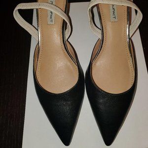 Leather pump shoes